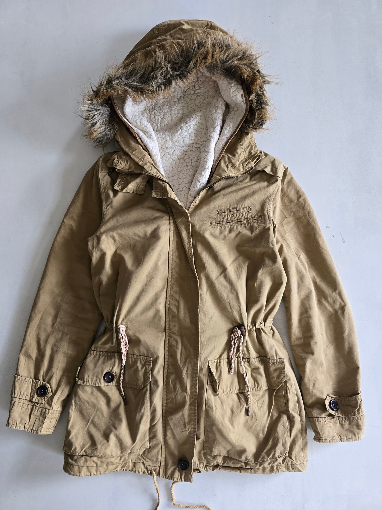 Pull & Bear - 16yrs