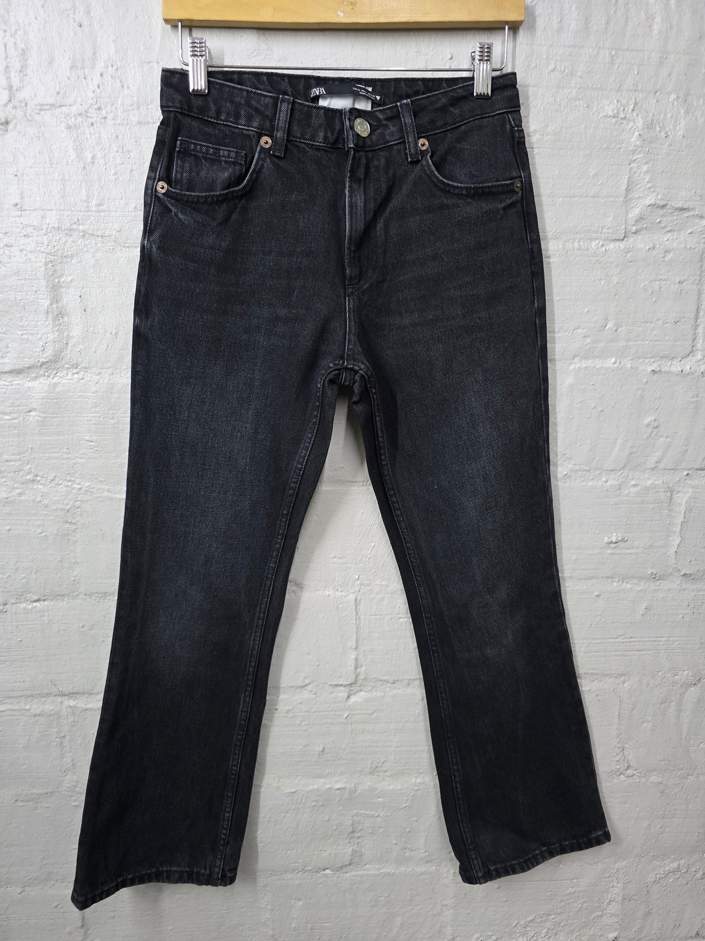 D15/ZARA - Eur34 (ladies)