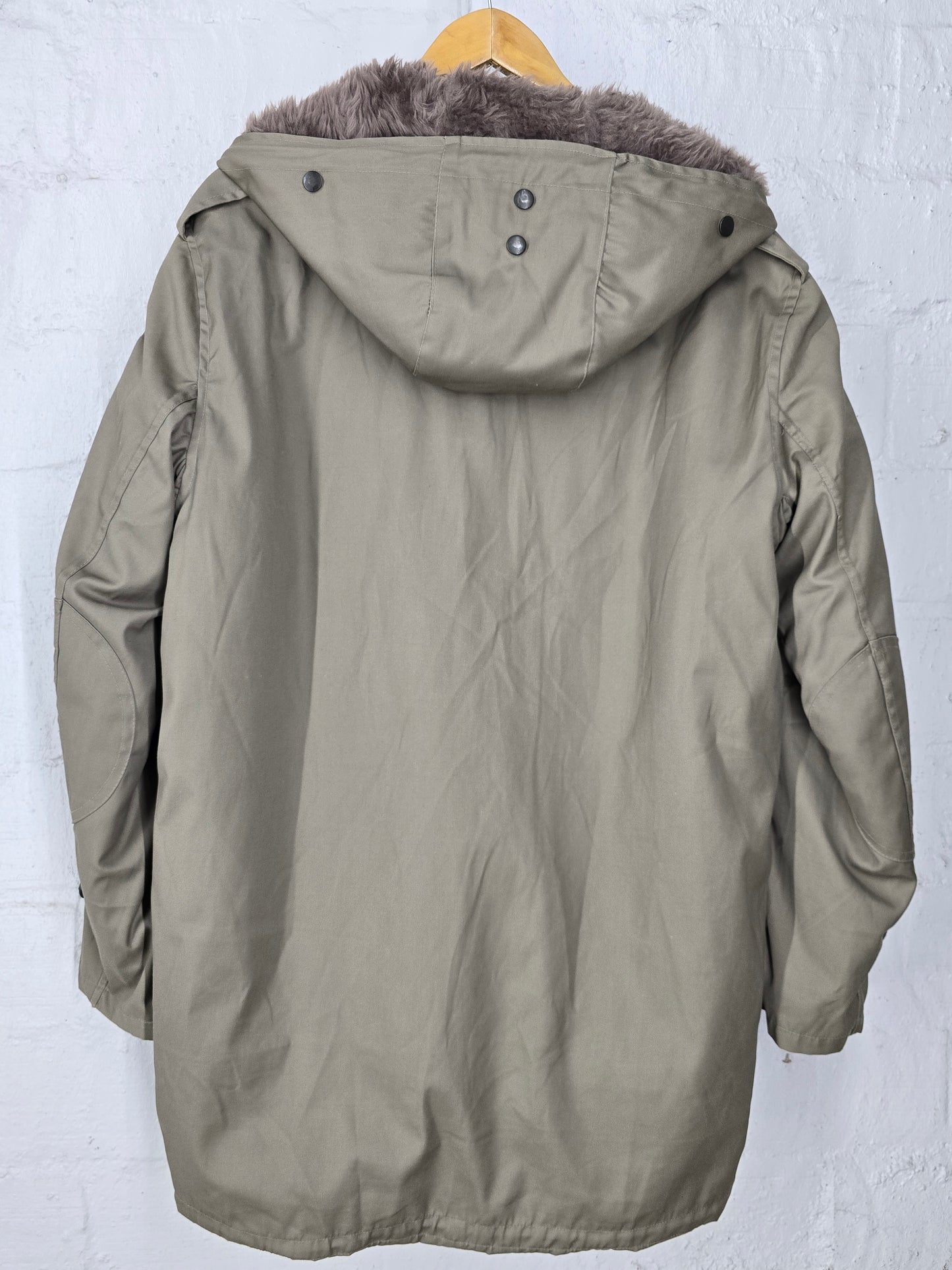 Brown - L