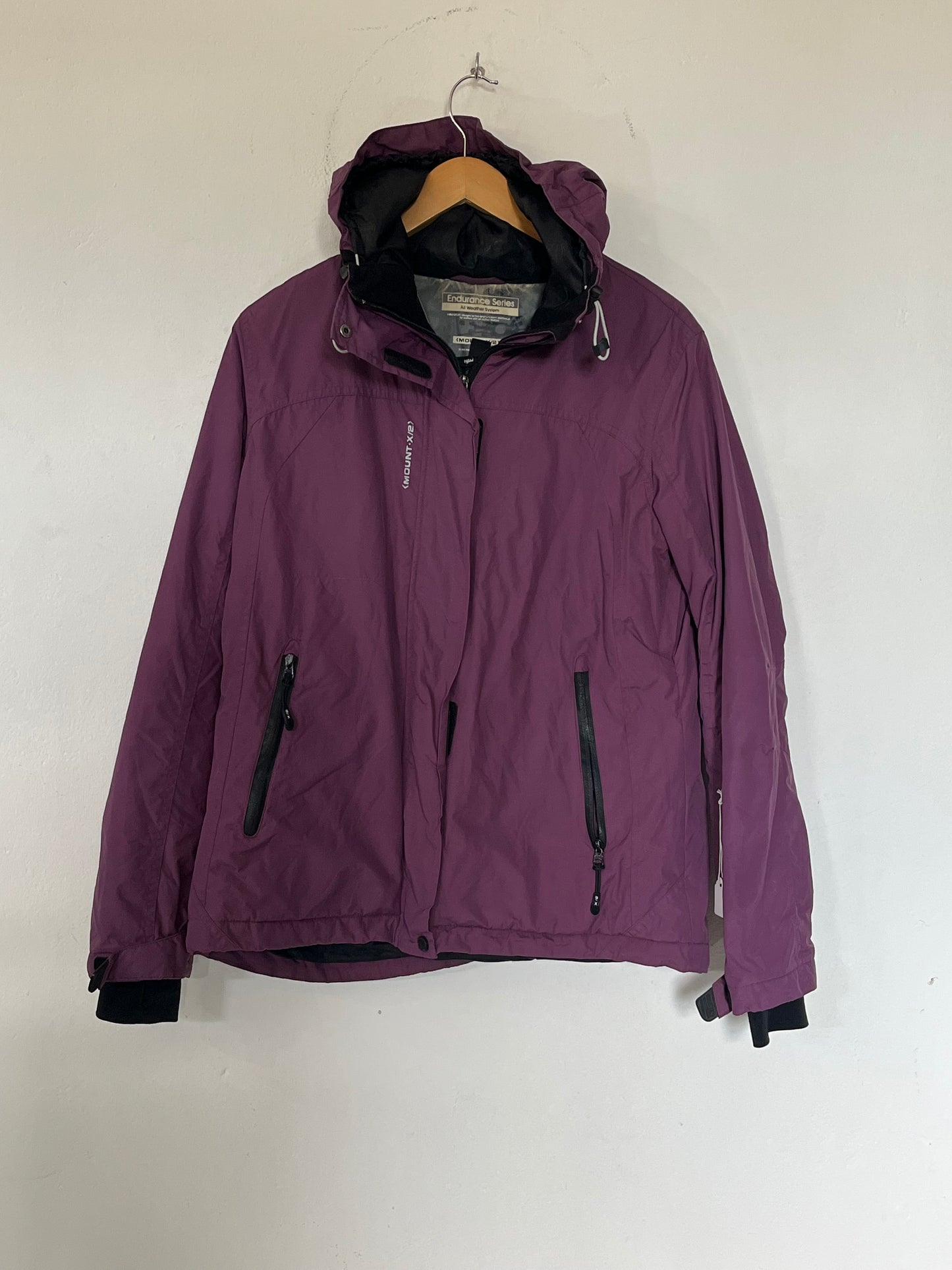 Mount.X/2-M