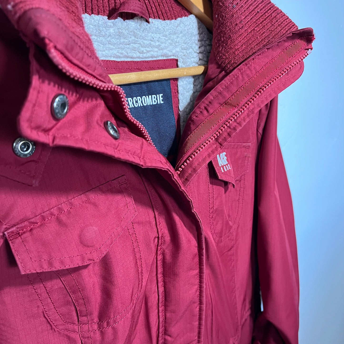 Abercrombie-L